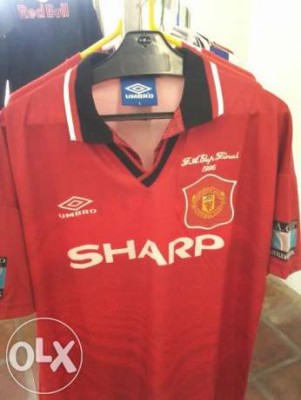 Rare ERIC CANTONA replica SHARP player shirt from the 1996 FA CUP.