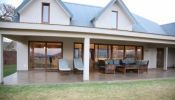 In Secure Estate - Aircraft & Boating Facilities - Hartbeespoort Dam