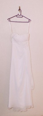 Beautiful 2nd Hand Wedding Dress & Shoes For Sale